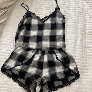 Victoria secret pajama set